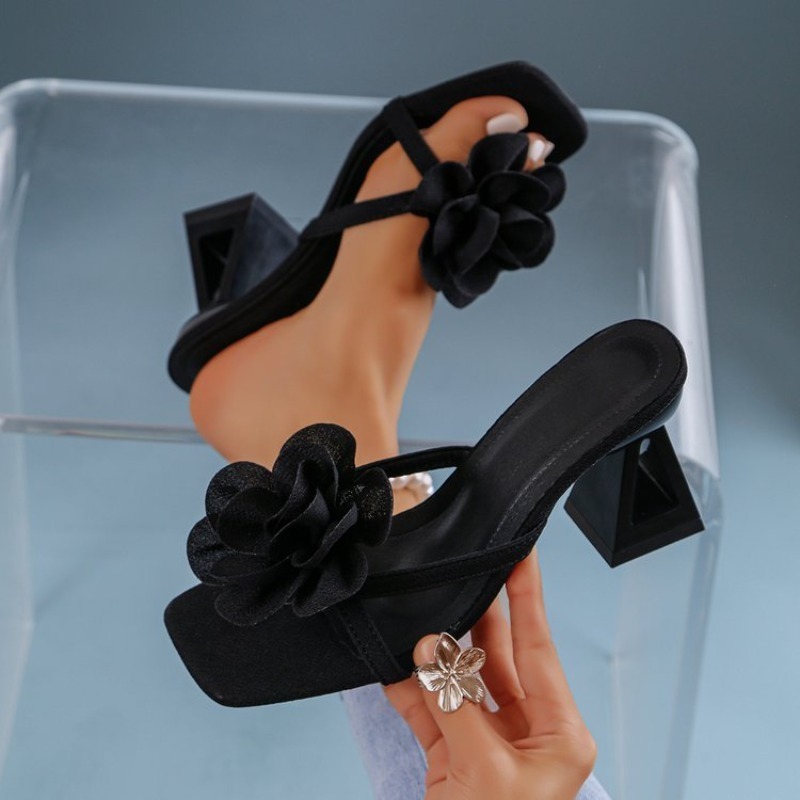 Summer Clothing Offers - Womens 3D Flower Decor Sandals Triangular