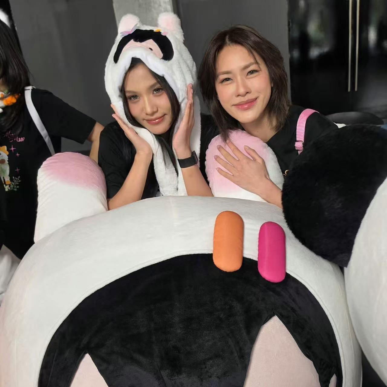 Thailand Us The Series EmiBonn - Summer Youth Clothing 评论和价格